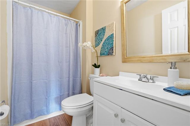 3229 Rosegate CT, Virginia Beach, VA 23452