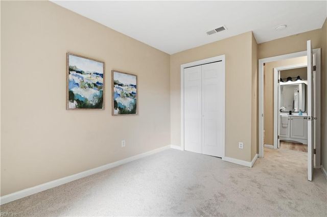 3229 Rosegate CT, Virginia Beach, VA 23452