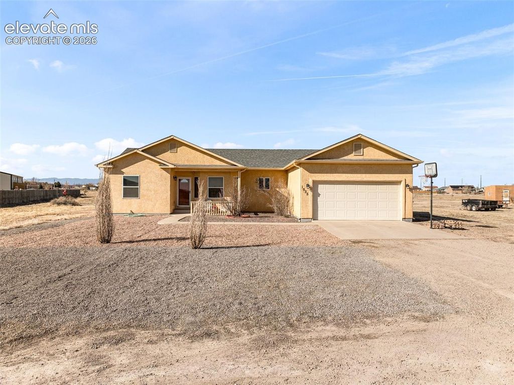 1035 E Marengo Drive, Pueblo West, CO 81007 — exterior