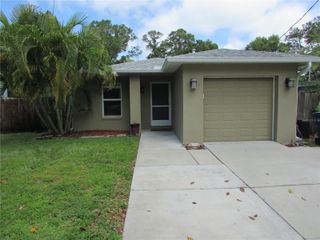 506 6TH AVENUE NW, Largo, FL 33770