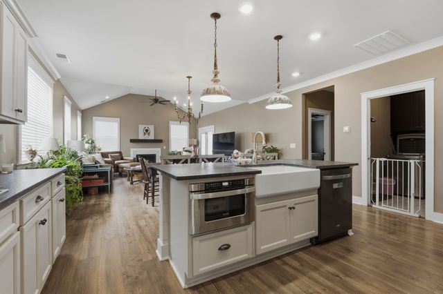 5409 Pointer Pl, Murfreesboro, TN 37129