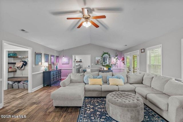 912 Morganser Drive, Swansboro, NC 28584