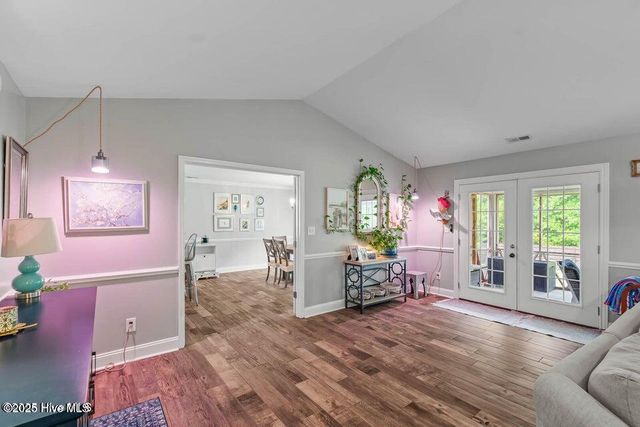 912 Morganser Drive, Swansboro, NC 28584