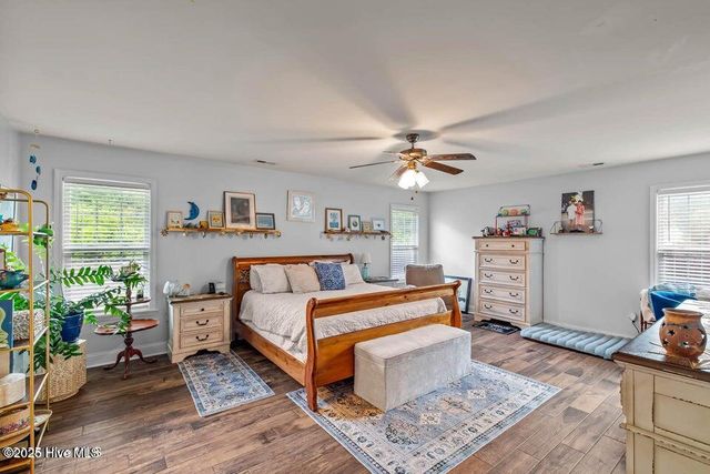 912 Morganser Drive, Swansboro, NC 28584