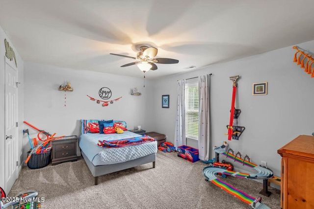 912 Morganser Drive, Swansboro, NC 28584