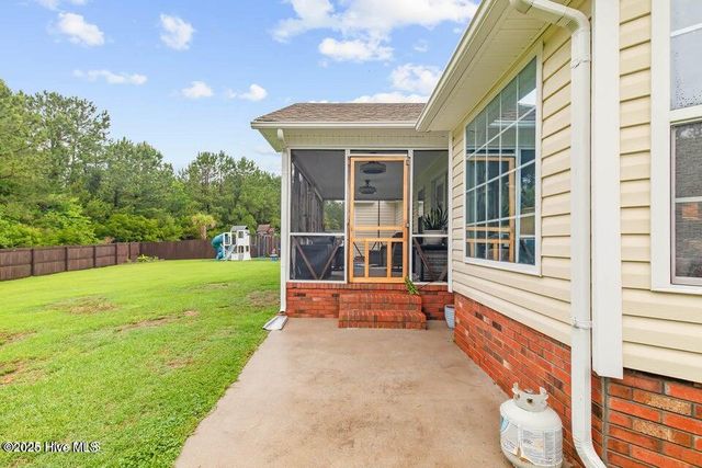 912 Morganser Drive, Swansboro, NC 28584