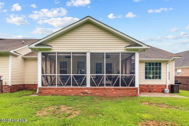 912 Morganser Drive, Swansboro, NC 28584