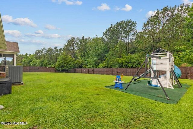 912 Morganser Drive, Swansboro, NC 28584