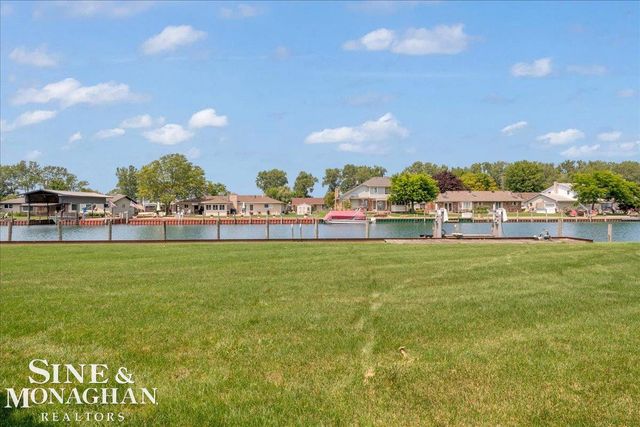 7252 Cardinal Road, Clay Twp, MI 48001