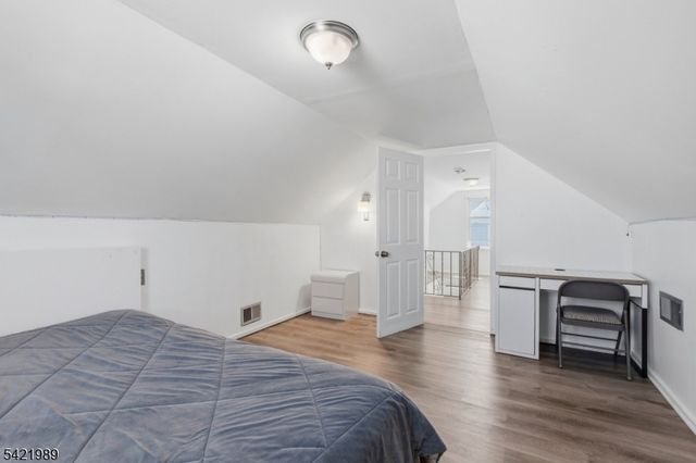 238 Bradford Ave, Linden City, NJ 07036