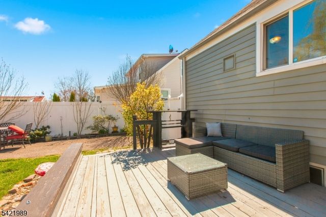 238 Bradford Ave, Linden City, NJ 07036