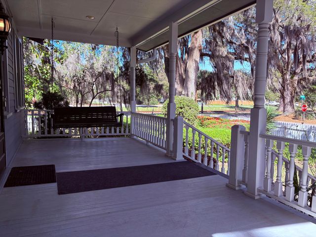 102 S Palmetto Street, Summerville, SC 29483