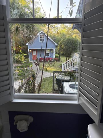 102 S Palmetto Street, Summerville, SC 29483
