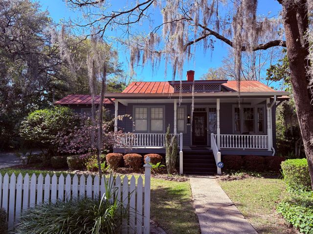102 S Palmetto Street, Summerville, SC 29483