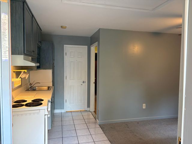 102 S Palmetto Street, Summerville, SC 29483