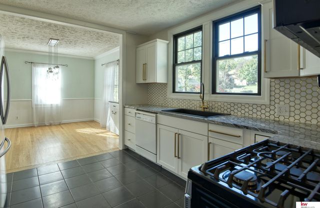 3414 N 49 Street, Omaha, NE 68104