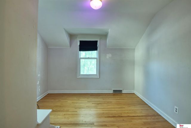 3414 N 49 Street, Omaha, NE 68104