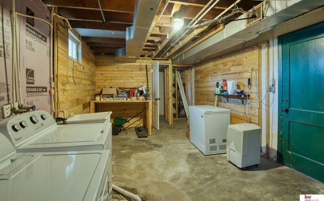 3414 N 49 Street, Omaha, NE 68104