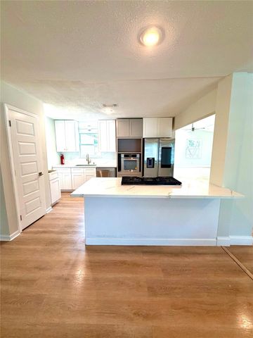 1925 Pech Road, Houston, TX 77055