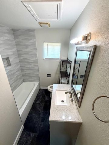 1925 Pech Road, Houston, TX 77055