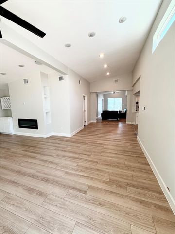 1925 Pech Road, Houston, TX 77055