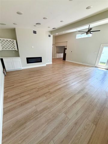 1925 Pech Road, Houston, TX 77055