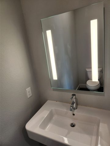 1771 Mccoy Street 205, Dallas, TX 75204