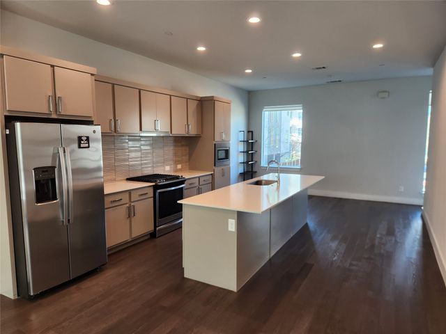 1771 Mccoy Street 205, Dallas, TX 75204