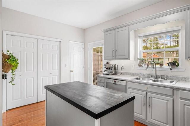 1521 Ashton Woods Way, Dalton, GA 30720