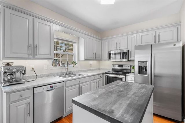 1521 Ashton Woods Way, Dalton, GA 30720