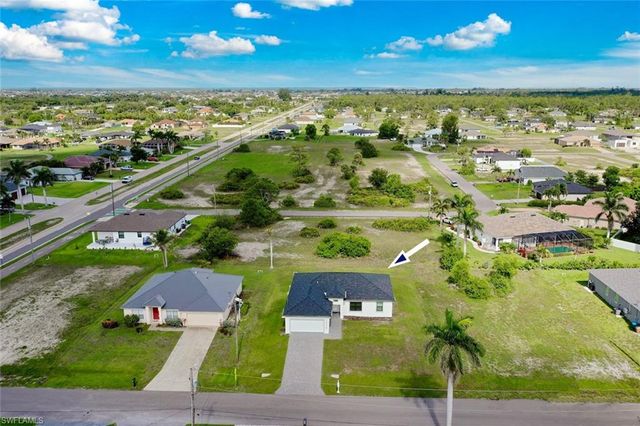 2008 NW 24th PL, Cape Coral, FL 33993