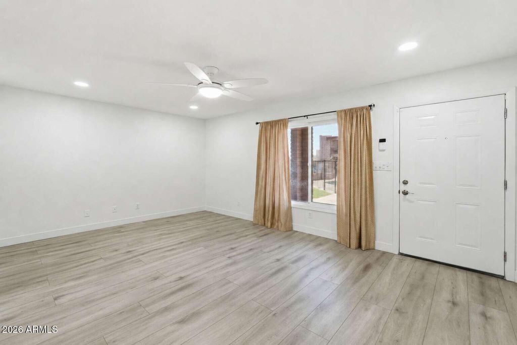 31 W PASADENA Avenue 11, Phoenix, AZ 85013 — photo 3