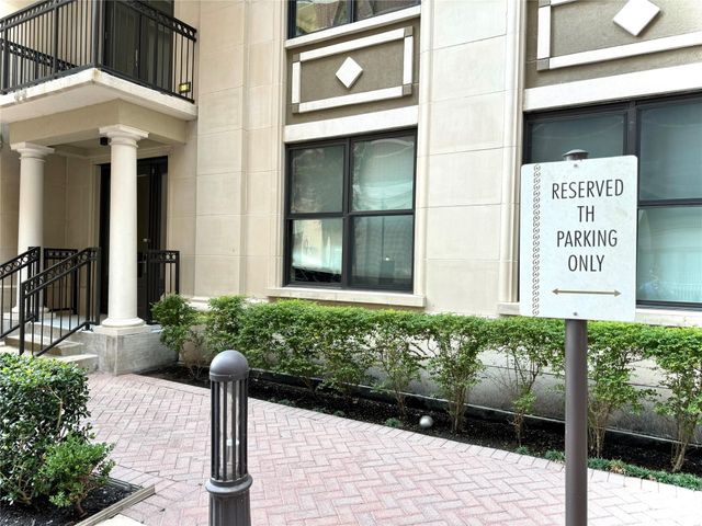 2303 Mid St Lane 108, Houston, TX 77027