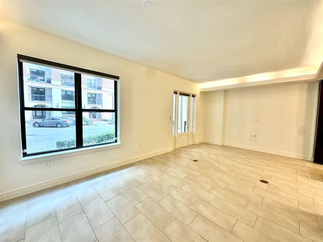 2303 Mid St Lane 108, Houston, TX 77027