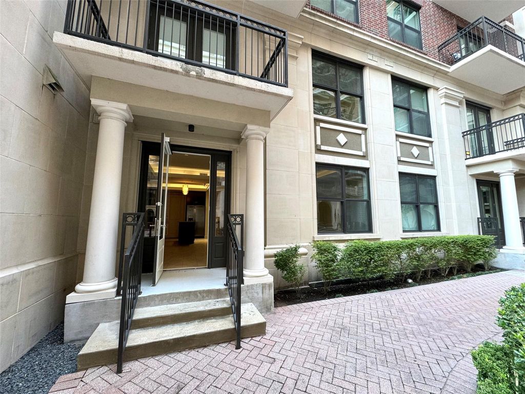 2303 Mid St Lane 108, Houston, TX 77027