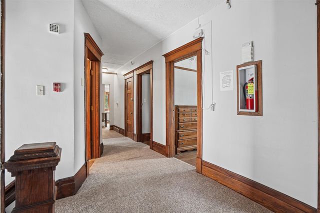 2410 College Street, Cedar Falls, IA 50613