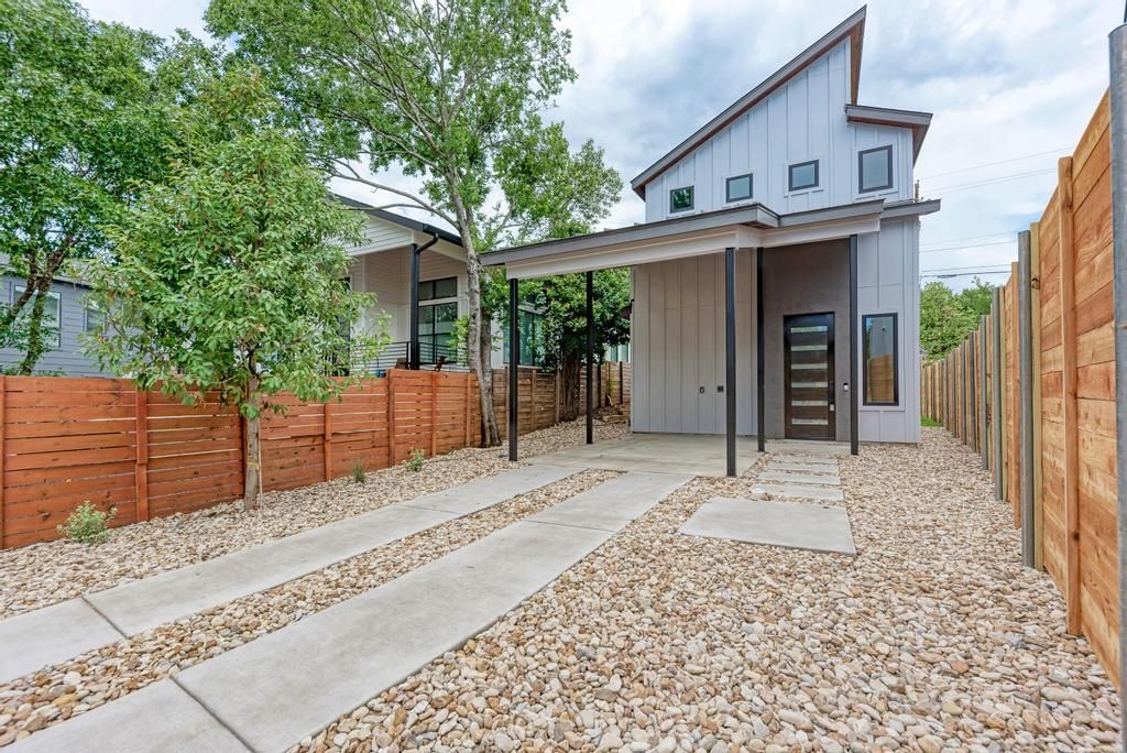 921 Walter ST 2, Austin, TX 78702