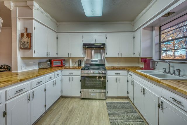5497 SOUTH MOUNTAIN Road, Marshall, AR 72650