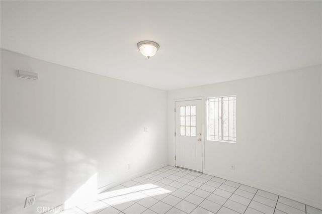 947 S Sunol Drive, Los Angeles, CA 90023