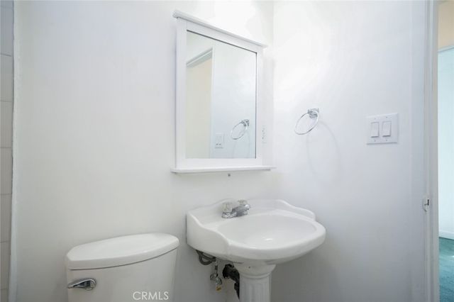 947 S Sunol Drive, Los Angeles, CA 90023