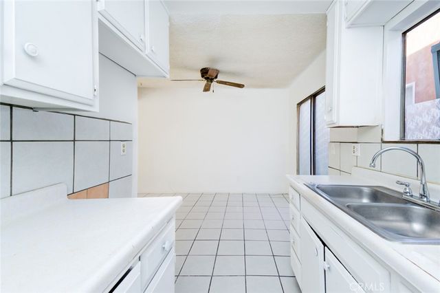 947 S Sunol Drive, Los Angeles, CA 90023