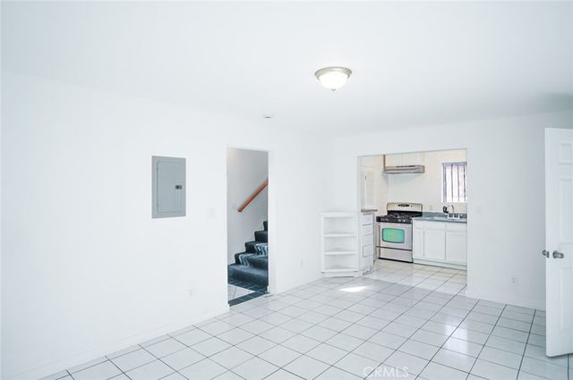 947 S Sunol Drive, Los Angeles, CA 90023