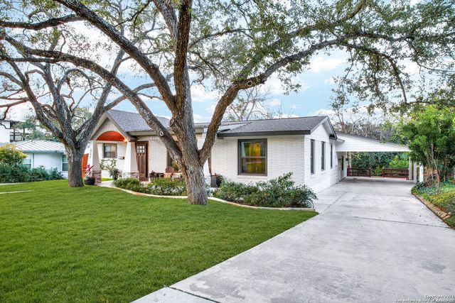 327 BURNSIDE DR, San Antonio, TX 78209