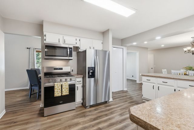 4308 Wittman Drive, Davenport, IA 52806
