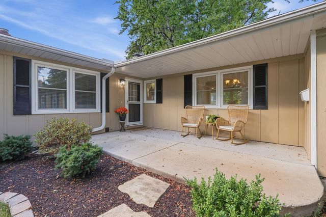 4308 Wittman Drive, Davenport, IA 52806