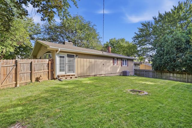 4308 Wittman Drive, Davenport, IA 52806