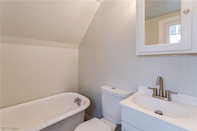 16724 Scottsdale Boulevard, Shaker Heights, OH 44120