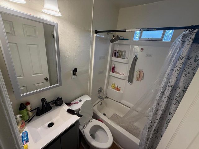 5136 N 42nd STREET, Milwaukee, WI 53209