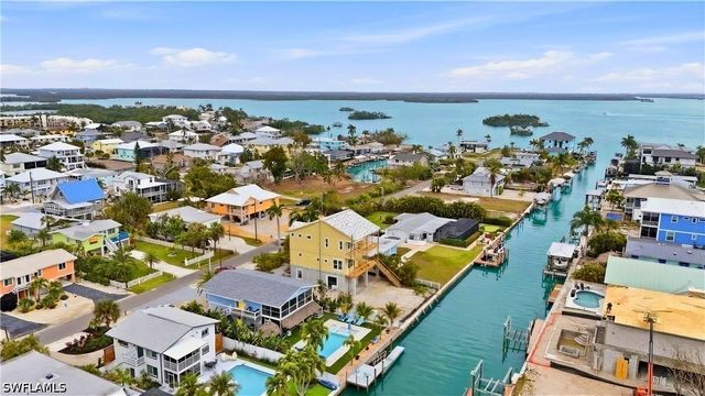 140 Bahia VIA, Fort Myers Beach, FL 33931