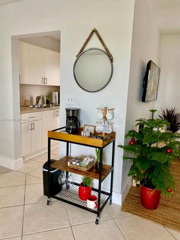 687 SW 113th Avenue,miami 687, Miami, FL 33174